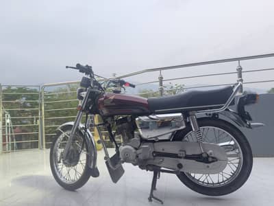 Honda 125 self start original genuine parts slightly used