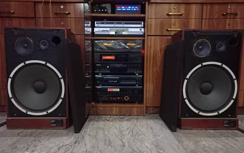 Victor Japan (JVC JS-570) 15” vintage speakers