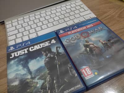 ps4 games(god of war+just cause)