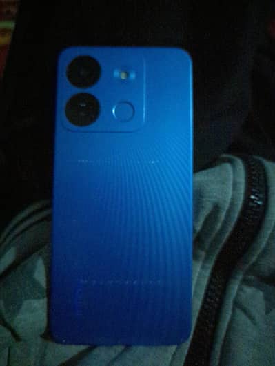 Infinix smart 7 HD 4/ 64 GB hai all okay with Box