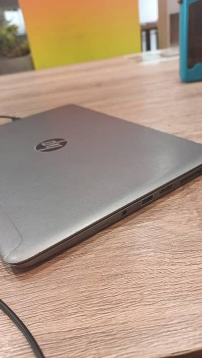 aoa laptop for sale in good condition window 10 pro