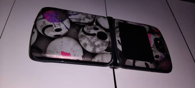 moto razr 5g non pta