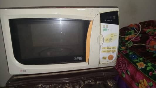 L. G MICROWAVE