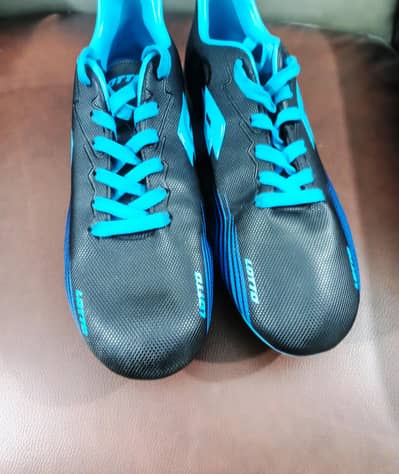 "Lotto Football Studs - Size 41 (UK 7.5) - Mint Condition