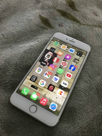 iphone 6s plus PTA Approved 64GB Gold