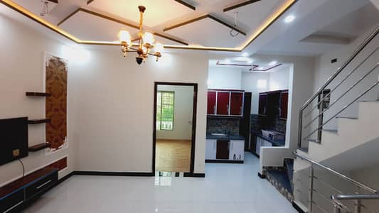 4 marla uper portion