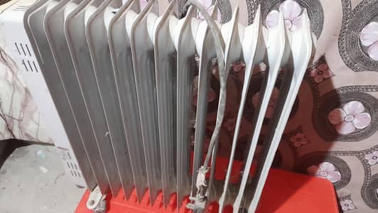 Geepas electrical heator inn new condition