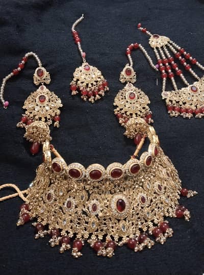 Bridal Round-Necklace