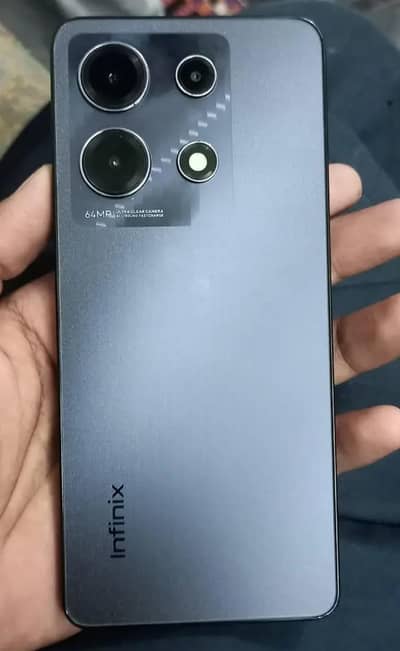Infinix NOTE 30