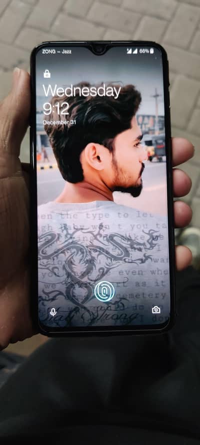 Best phone ha 8 / 128 ma ha Gaming aur camera KY Lea 4k60Fps pr video