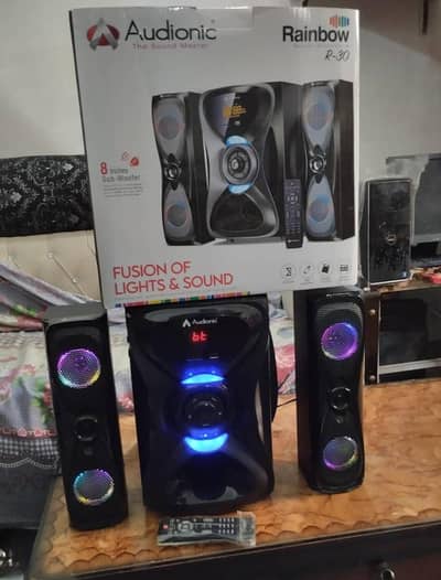 R30 AUDIONIC SPEAKERS + WOOFERS 8 INCH BOX PACK