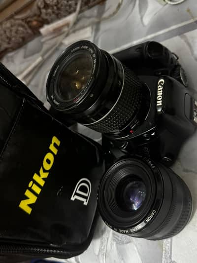 used camera canon EOS 550D with 2 lens  good condition photo and video