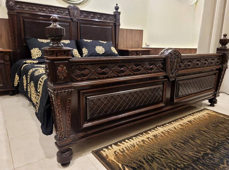 Master Bed Chinioti 2