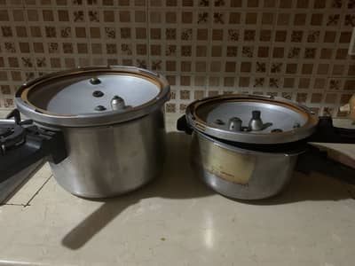Two cookers