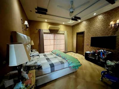 family and couple Room for rent daily basis and short time