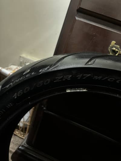 160-60-17 Pirelli tyre