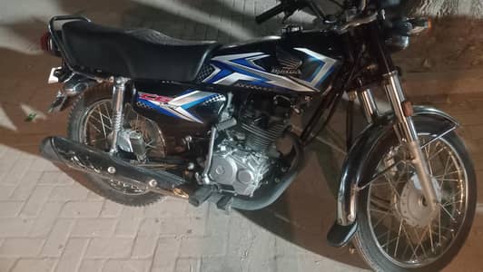 hondacg125 25model New metar reading4hzar urgent sale