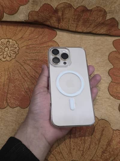 16 Pro Max 256GB JV with Box