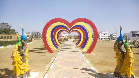 IDEAL LOCATION PLOT FAISAL HILLS