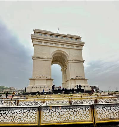 IDEAL LOCATION PLOT NEAR TO MDR