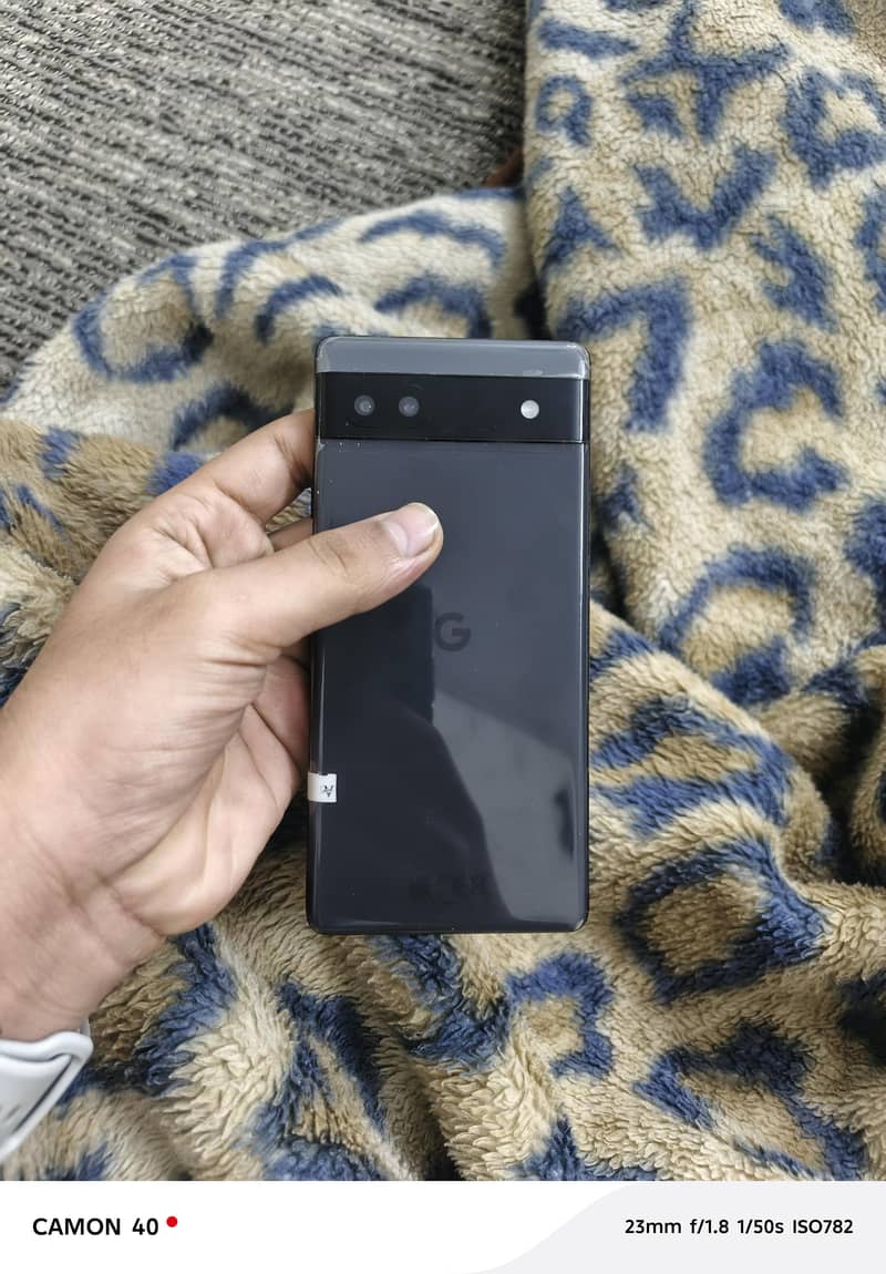 Google pixel 6a 4