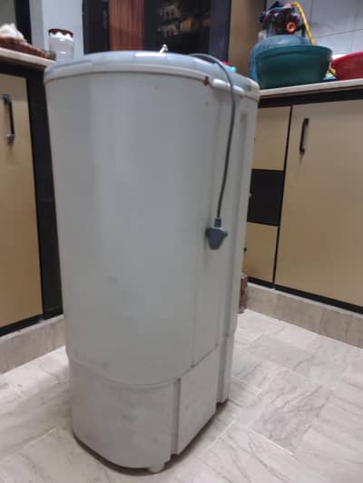 Haier spinner is perfect running condition almost 2year used