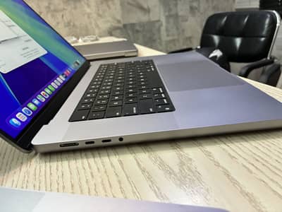 MacBook Pro (16-inch, 2021) -  M1 Pro Genuine Condition Import From US