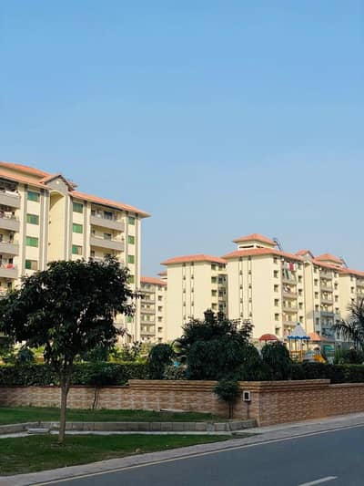 13.5 Marla 4-Bedroom Apartment Available for Sale Sector F, Askari 10, Lahore**