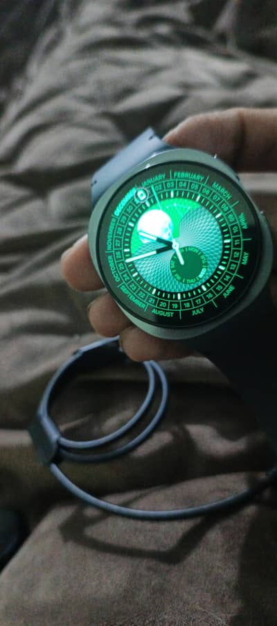 Samsung Galaxy Watch 8 40mm (L-320)