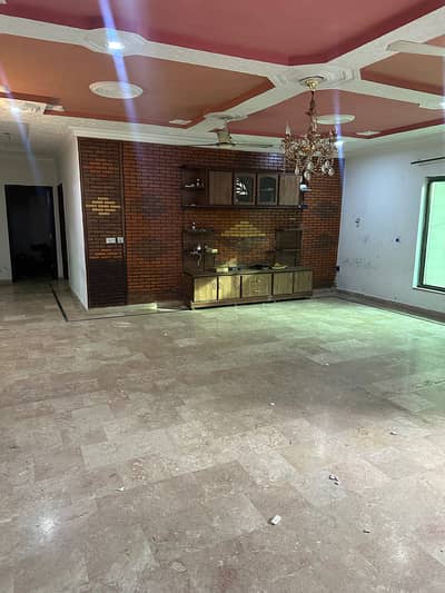 Kanal 2 Bed Drawing Lower Ground Portion Sector E DHA 2 Islamabad For Rent