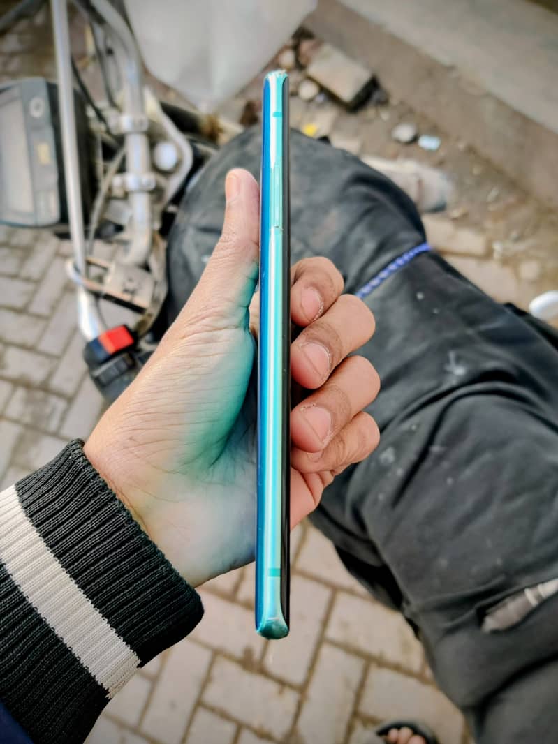OnePlus 8 mint condition 1