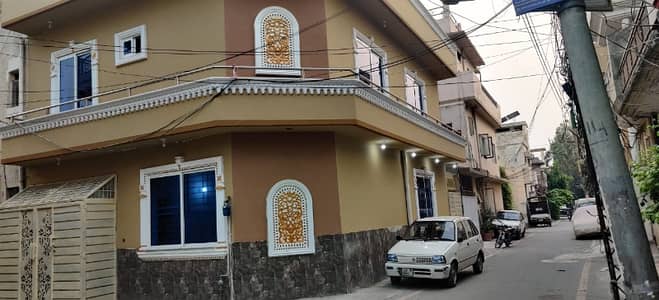 Corner House Is Available For Sale In Allama Iqbal Town - Neelam Block