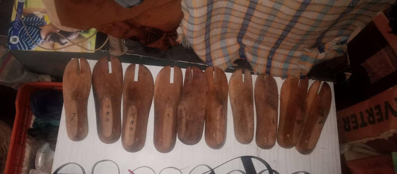 Slippers making machine 2