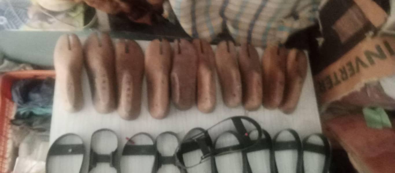 Slippers making machine 3