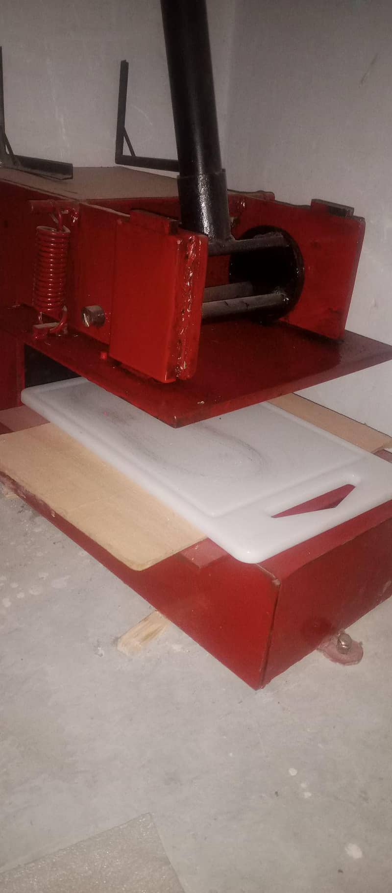 Slippers making machine 4