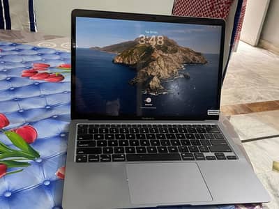 MackBook Air 2020 M1 (Manfacture May 2023) Home Used