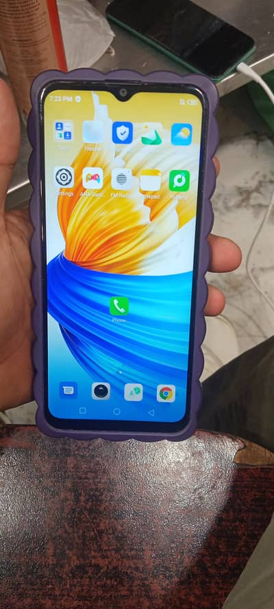 Infinix smart 6.3gb 64gb