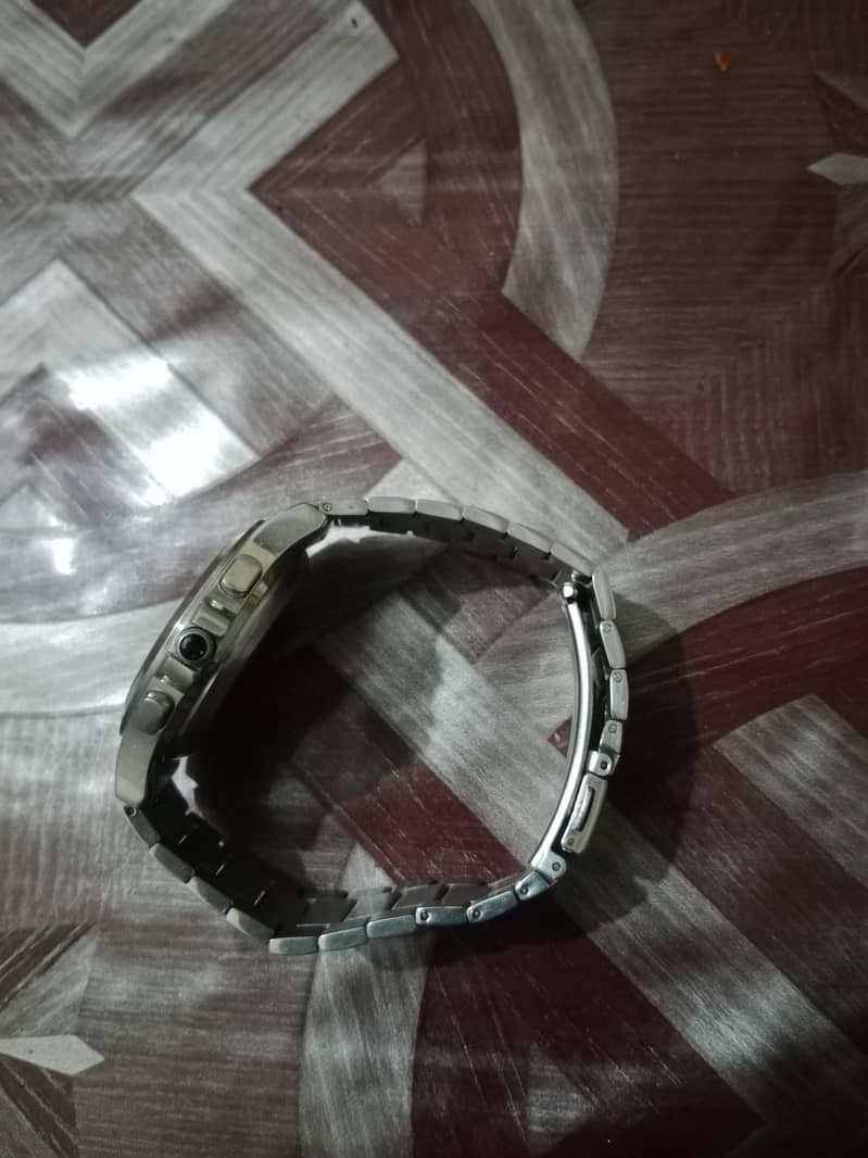 الفجر کھڑی ہے 1