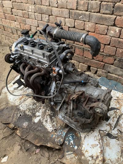 Vitz 1000cc automatic engine