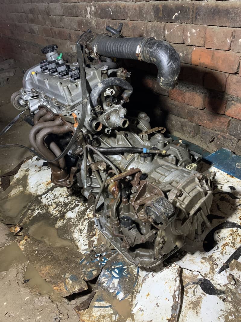 Vitz 1000cc automatic engine 7