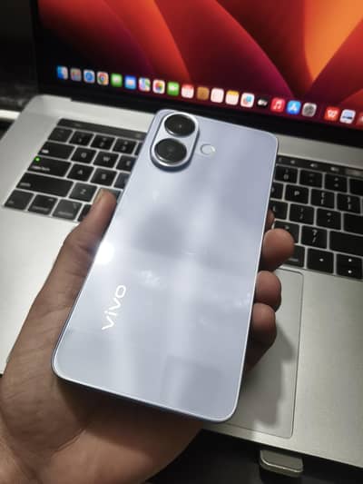 ViVO V60 LITE 5G.   12/256