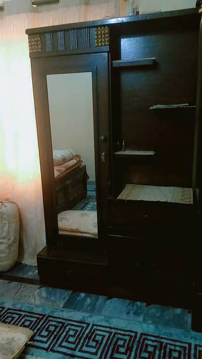 Wooden Almirah for Sale