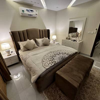 Perday Vip 2 Bedrooms Luxury Furnished Appartment Available For Rent In Bahria Town Lahore