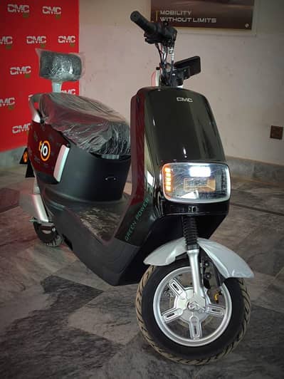 CMC T10  ELECTRIC SCOOTY NEW.