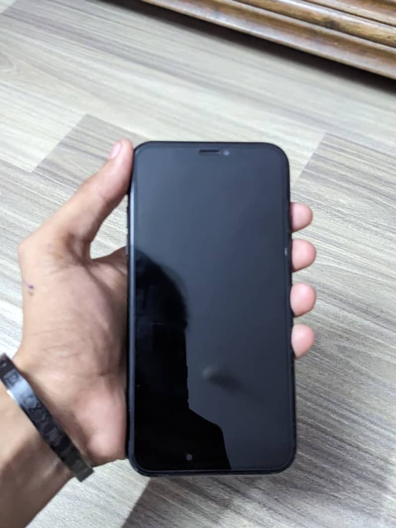 iPhone XR 2