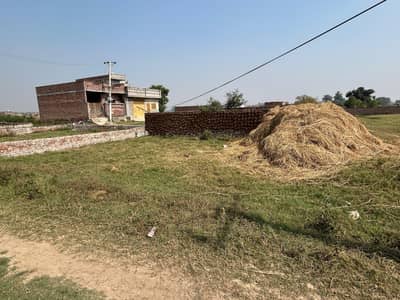 6 marla corner plot for sale in  daska ranghai Near B wedding marque