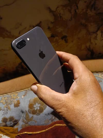 iphone 8 plus 64 gb  pta approved like new
