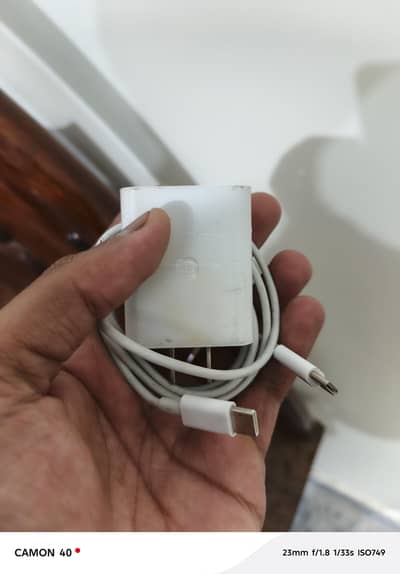 google pixel 10 tk sb mobile ko lang jay ga 30w ka charger ha