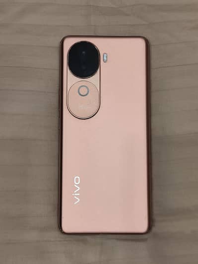 Vivo V40e for Sale  10/10 Condition  .