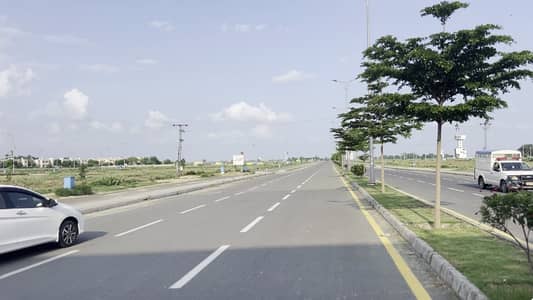 PLOT # M 233 RESIDENTIAL PLOT LOCATED IN THE BEST BLOCK OF DHA LAHORE.